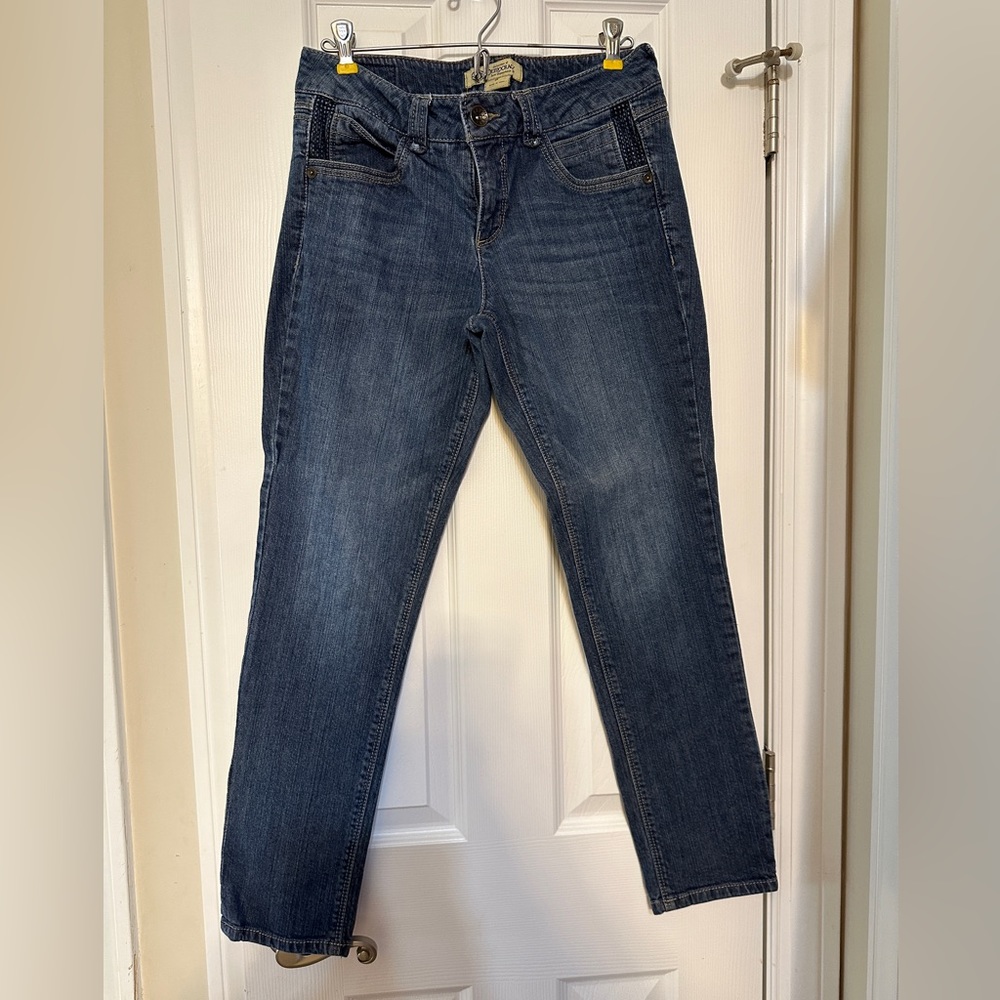 Democracy Jeans size 6